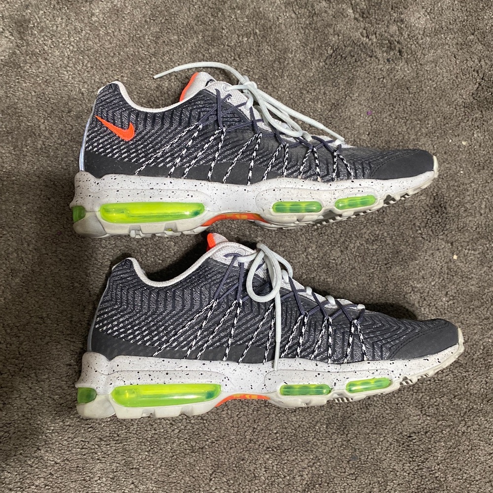 Nike Mens Air Max Sneakers